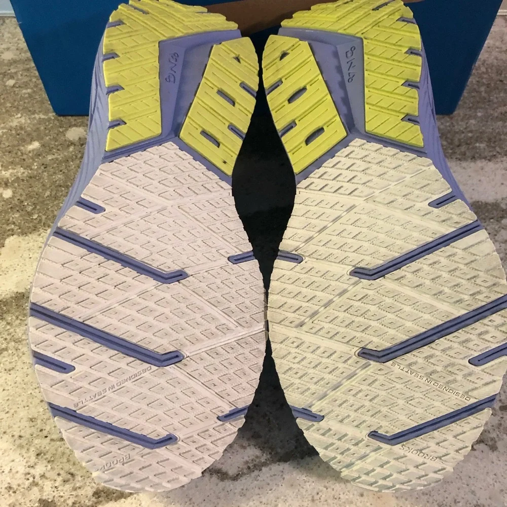 Brooks Women's Athletic Shoes - Light Blue and Lime - Picture 6 of 10